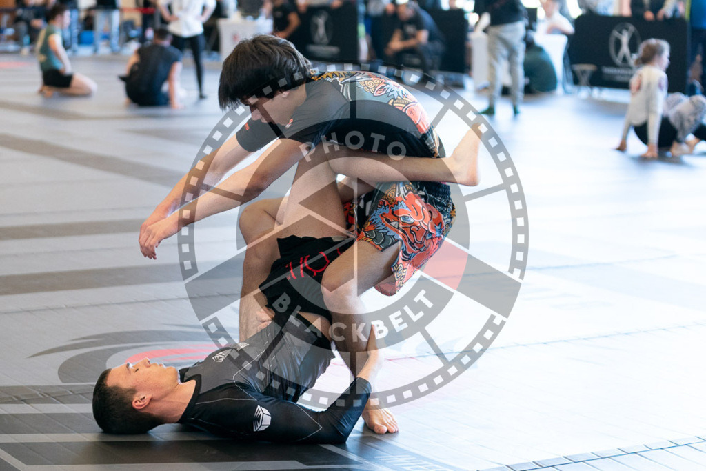 20250329PBB2836 | Fighters compete during the International Luta Livre (ILLCS) Germany IX Spring 2025 Competition spring on March 29, 2025 in Hannover, Germany.© Chiara Dazi
