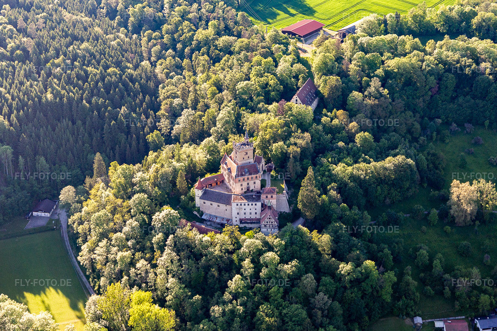 Luftbild: Burganlage des Schloß am Neckar im Ortsteil Mühringen in Horb im Bundesland Baden-Württemberg in Deutschland. Foto: IMG_114784.jpg vom 31.05.2019 durch Werner Riehm/FLY-FOTO.de