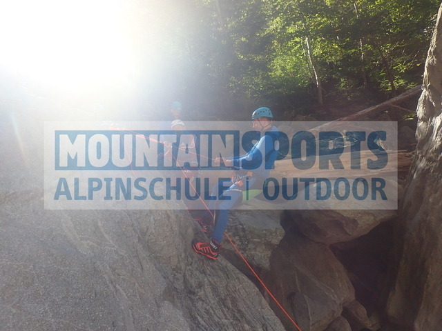 P9210072 | Bestelle die Bilder deines Berg- oder Wasser-Abenteuers mit Mountain Sports bequem von zu Hause aus direkt über unseren Online Fotoshop von pictrs.com. - Realisiert mit Pictrs.com