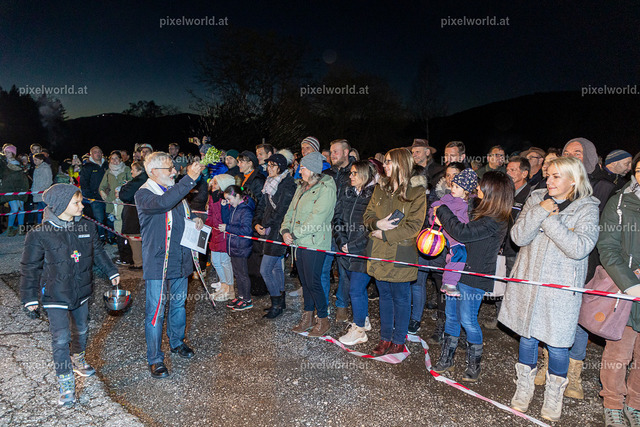 Laternenfest in St. Martin | Bildershop von pixelworld.at - Realisiert mit Pictrs.com