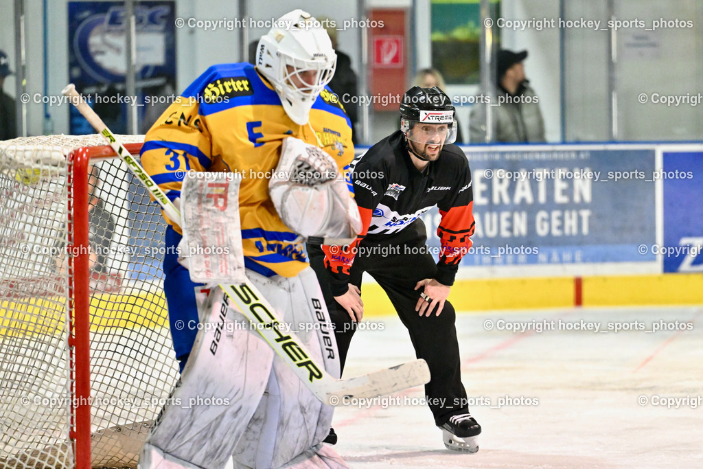 ESC Steindorf vs. EHC Althofen | #31 Horn Fabian EHC Althofen, Kummer Stefan Referee,ESC Steindorf vs. EHC Althofen, ESC Steindorf vs. EHC Alhofen am 03.03.2024 in Steindorf (Ossiachersee Halle), Austria, (Photo by Bernd Stefan)