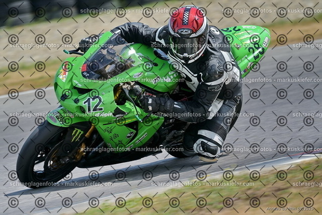 25bt04-1471 | markuskiefer.com - Realisiert mit Pictrs.com