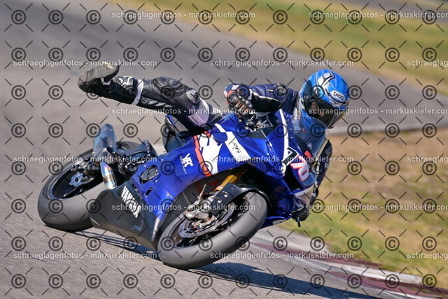 26bt05-0181 | markuskiefer.com - Realisiert mit Pictrs.com