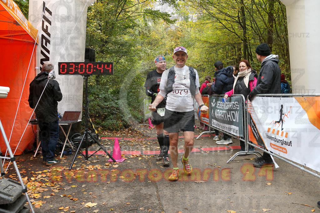251026_1302_EX1_2307 | Sportfotografie im Rhein-Sieg Kreis, Köln, Bonn, NRW, Rheinland Pfalz, Hessen, etc. Unser Tätigkeitsfeld umfasst den Laufsport vom Volkslauf über den Marathon, Duathlon, Triathon bis zum Ultralauf wie Kölnpfad Ultra oder Schindertrail.