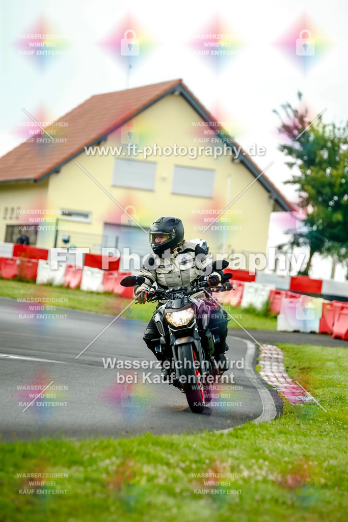 VBK-4061 | Hier findet Ihr Bilder von Touristenfahrten auf der Nürburgring Nordschleife oder von anderen Veranstaltungen die ich besucht habe. Viel Spass beim Durch Schauen 