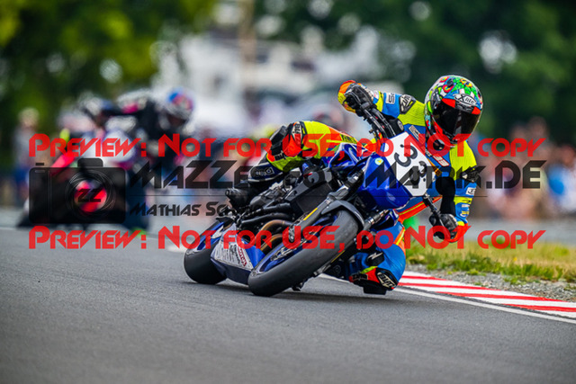 MaZZes_FotoMatrix_220723_6498 | IDM1000