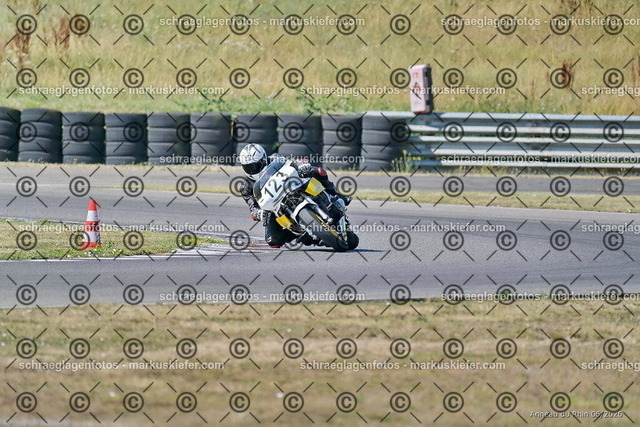 26bc03-0284 | markuskiefer.com - Realisiert mit Pictrs.com