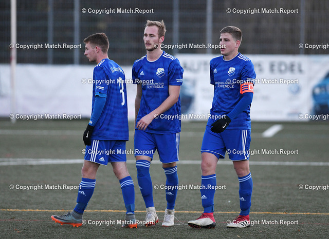 Fussball  Landesliga 2018/2019: SSC Tuebingen - SG Ahldorf / Muehlen | Fussball  Landesliga  2018/2019       24.11.2018SSC Tuebingen - SG Ahldorf / MuehlenEnttaeuschung SG Ahldorf / Muehlen; Dominik Pichler, Philipp Sautter Tobias Schmollinger (v.li.)FOTO: ULMER PressebildagenturxxNOxMODELxRELEASExx