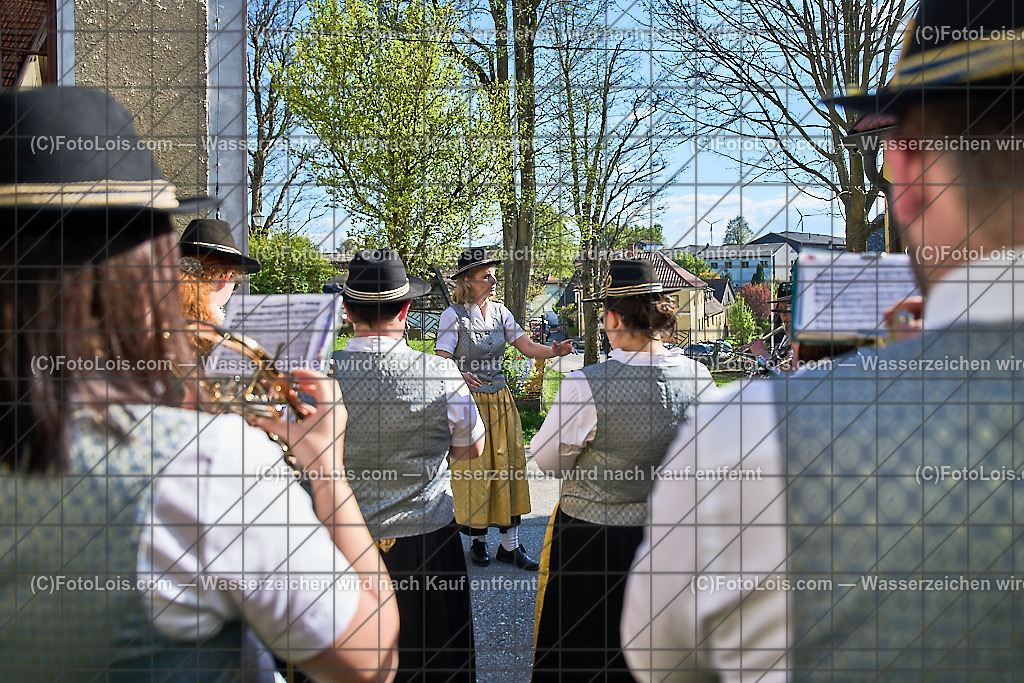 ALP6783_Hl-Requiem_Pfarrer Sinnhuber Roman | Hochzeitsfotograf mit dem Blick für´s Wesentliche, Firmung, Erstkommunion, Firmenfeiern, Sportfotoservice, Reproduktionen, Konzertfotografie, Pressefotografie, Luftbildfotografie, Innenarchitektur, Werbefotografie, Sponsoren-Livebildfotografie.