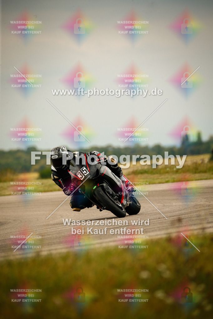 _MOT7425 | Hier findet Ihr Bilder von Touristenfahrten auf der Nürburgring Nordschleife oder von anderen Veranstaltungen die ich besucht habe. Viel Spass beim Durch Schauen 