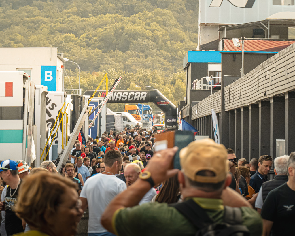 _DSC5366 | Exklusive Motorsport-Fotografie aus Leipzig von TXO Media – für Rennfahrer, Teams & Sponsoren. Sausemuth liefert starke Bilder, die Emotion zeigen. Jetzt buchen & glänzen! - Realisiert mit Pictrs.com