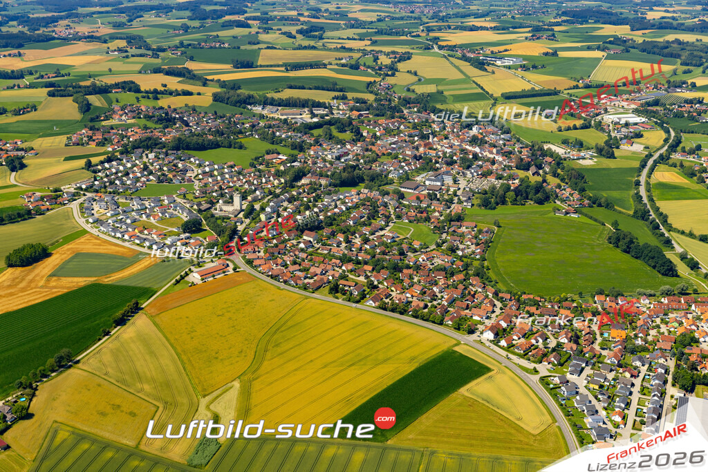 Das Luftbild der Stadt Velden wurde 2022 vom Flugzeug heraus erstellt (keine Drohnen-Aufnahmen) Aufnahmehöhe ca.450 Meter- hohe Bildauflösung und Druck-Qualität. Garantiert!