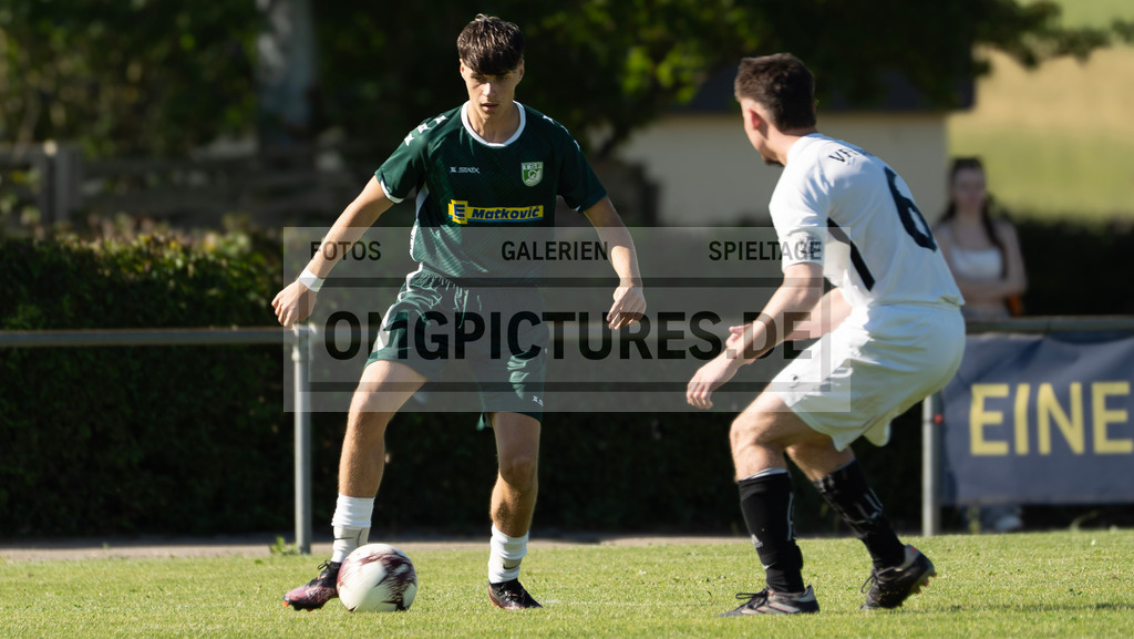 _OMG8186 | www.omgpictures.de, Sportfotograf, Verein, Fotograf, Baden Württemberg, Stuttgart, Heilbronn, omgpictures, Spieltag,  - Realisiert mit Pictrs.com