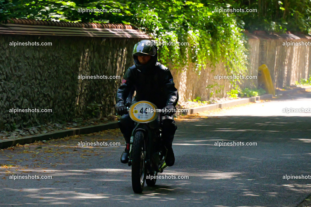 P1036700 | Erleben Sie atemberaubende, hochqualitative Fotos Ihrer Fahrt entlang der malerischen Alpenstraßen. Besuchen Sie alpineshots.com, um professionelle Aufnahmen Ihrer unvergesslichen Reise zu finden und zu kaufen - Realisiert mit Pictrs.com