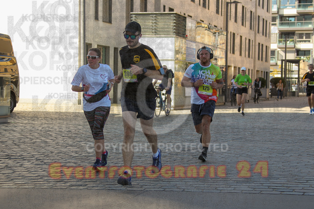 240921_1527_EV4_1474 | Sportfotografie im Rhein-Sieg Kreis, Köln, Bonn, NRW, Rheinland Pfalz, Hessen, etc. Unser Tätigkeitsfeld umfasst den Laufsport vom Volkslauf über den Marathon, Duathlon, Triathon bis zum Ultralauf wie Kölnpfad Ultra oder Schindertrail.