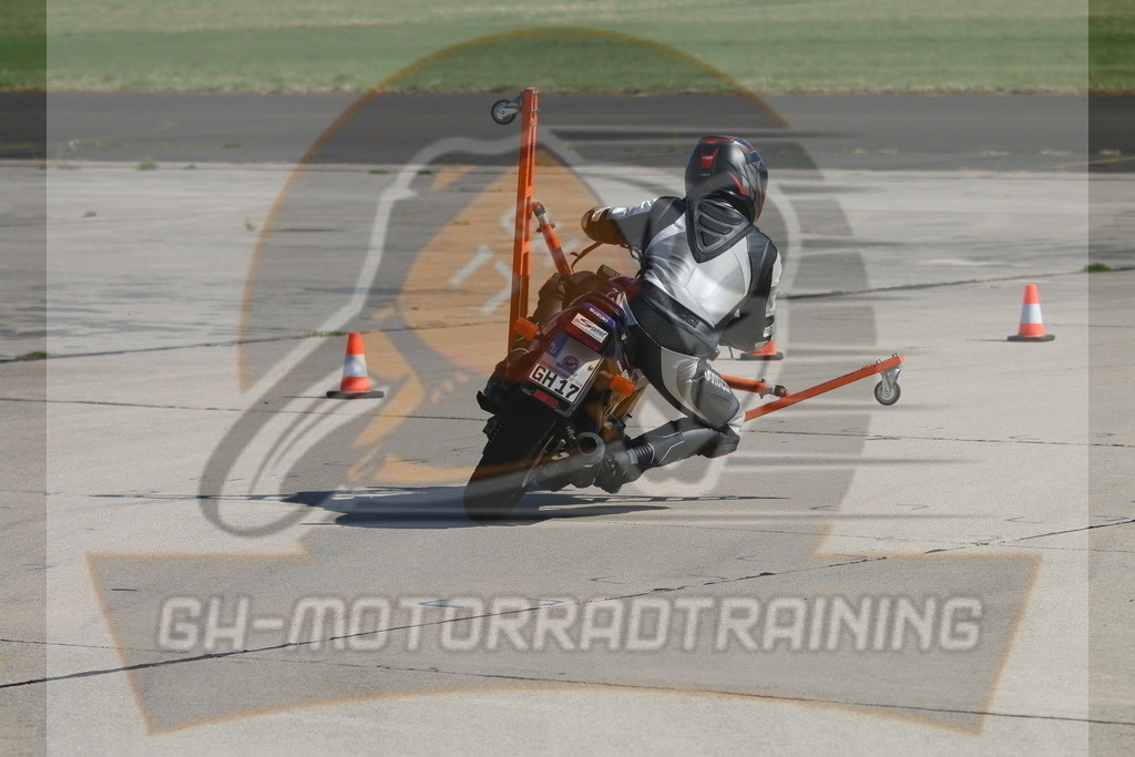 IMG_3711 | gh-motorradtraining-foto.de - Realisiert mit Pictrs.com