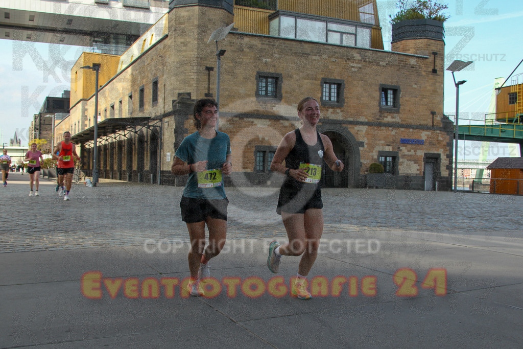 250920_1459_EV4_7804 | Sportfotografie im Rhein-Sieg Kreis, Köln, Bonn, NRW, Rheinland Pfalz, Hessen, etc. Unser Tätigkeitsfeld umfasst den Laufsport vom Volkslauf über den Marathon, Duathlon, Triathon bis zum Ultralauf wie Kölnpfad Ultra oder Schindertrail.