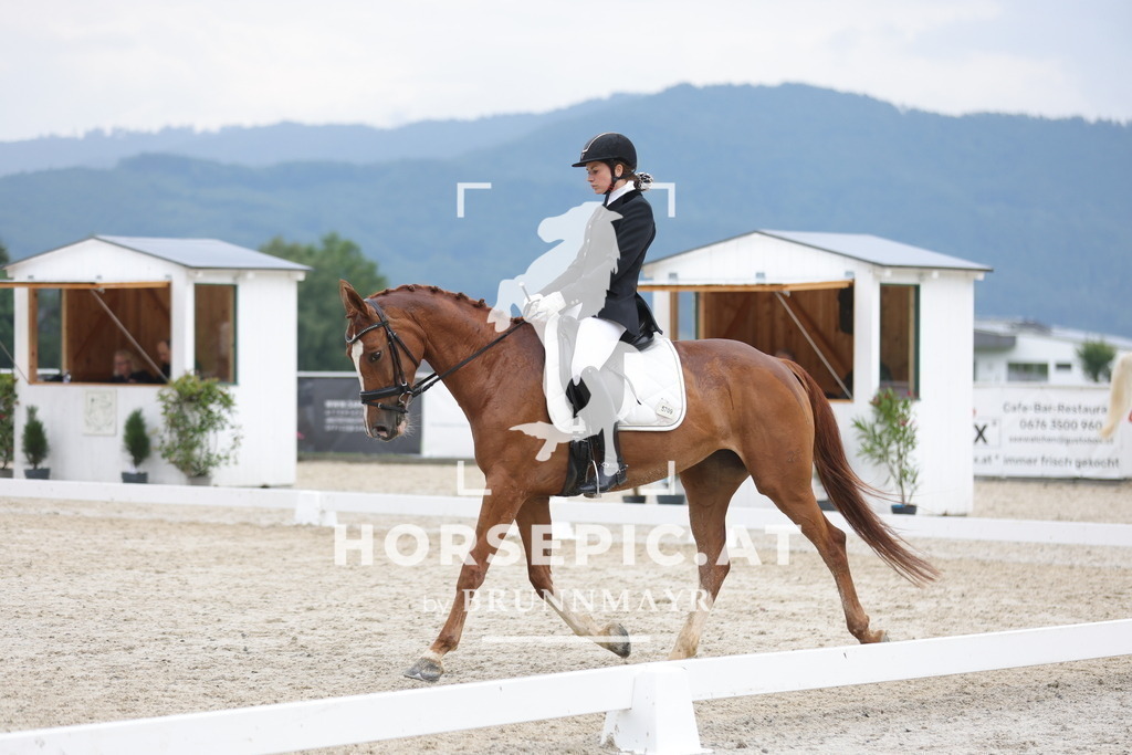 0P6A3572 | Willkommen bei Brunnmayr - Design & Fotografie – Ihrem Spezialisten für Reitturniere und Pferdeveranstaltungen in Oberösterreich, Salzburg und Bayern! Seit über 17 Jahren sind wir leidenschaftlich dabei.