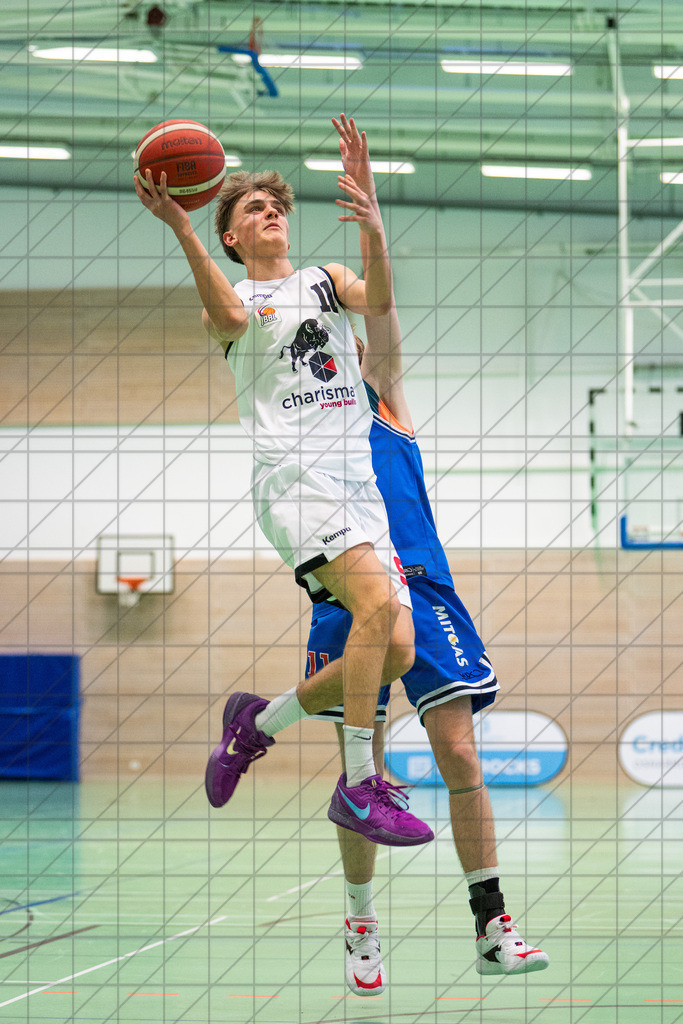 JBBL 24/25 | 21.03.2025 | Charisma Young Bulls vs. Mitteldeutsche Basketball Akademy | JBBL 24/25 | 21.03.2025 | Charisma Young Bulls vs. Mitteldeutsche Basketball Akademy | 1. Runde PlayOffs Gruppe Nord, 2. Spiel - - - - - CREDIT, www.bullenfotos.de, Martin König, Hörner Weg 40, D-49078 Osnabrück, +4917663732967, Nutzung und Weitergabe nur zu den vereinbarten Zwecken. Presseanfragen an Urheber. Alle Rechte beim Urheber. - - - - - - Realisiert mit Pictrs.com