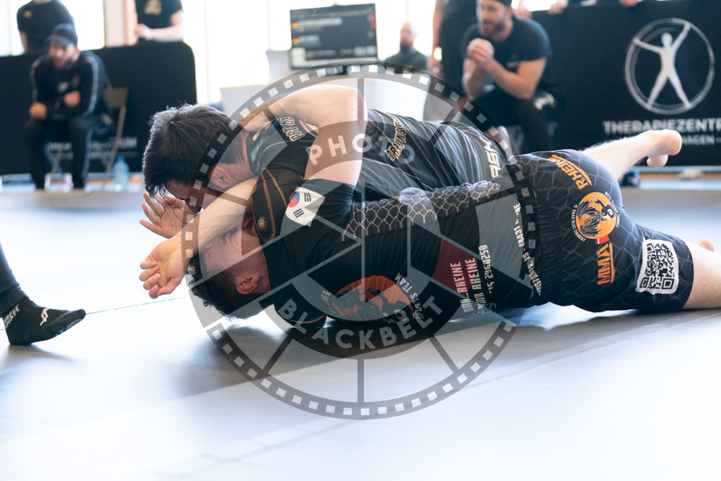 20250329PBB1594 | Fighters compete during the International Luta Livre (ILLCS) Germany IX Spring 2025 Competition spring on March 29, 2025 in Hannover, Germany.© Chiara Dazi