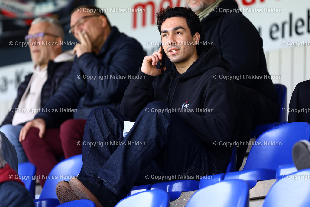 NH_FCEintrachtNorderstedt_HamburgerSVU21_RegionalligaNord_11042026 | Niclas Nadj (SV Meppen) schaute beim Spiel zu.Fußball I Herren I Regionalliga Nord I Saison 2025-2026 I 29. Spieltag I FC Eintracht Norderstedt - Hamburger SV U21 I 11.04.2026 I Edmund-Plambeck-Stadion