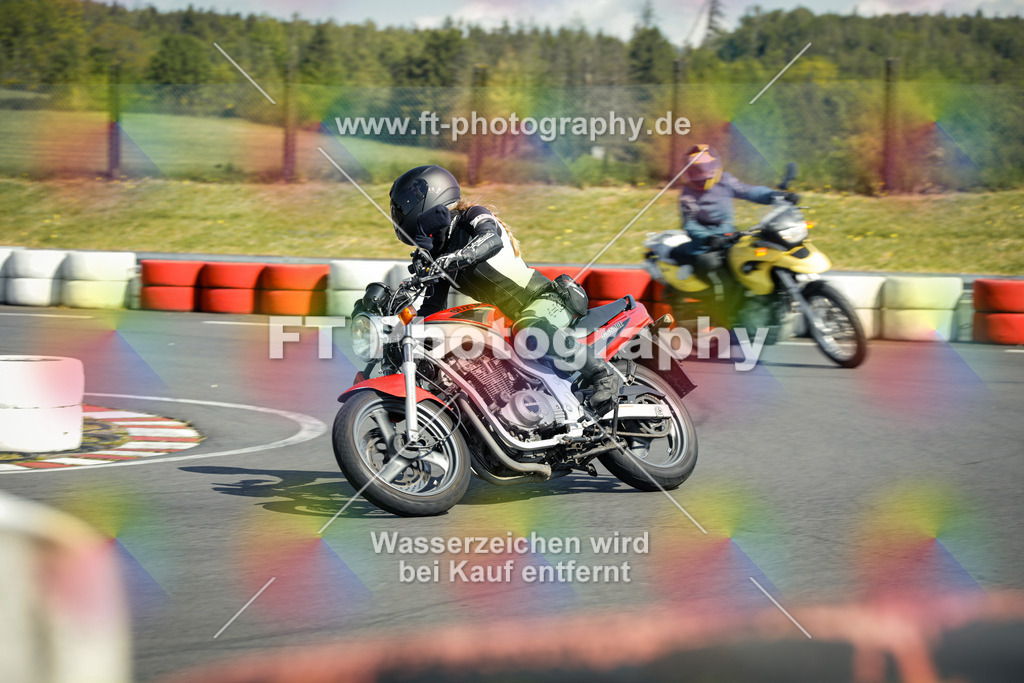 OBK_Mai_Martina_Markus-10498 | Hier findet Ihr Bilder von Touristenfahrten auf der Nürburgring Nordschleife oder von anderen Veranstaltungen die ich besucht habe. Viel Spass beim Durch Schauen 