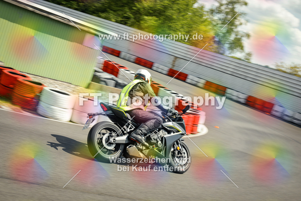 OBK_Mai_Martina_Markus-11155 | Hier findet Ihr Bilder von Touristenfahrten auf der Nürburgring Nordschleife oder von anderen Veranstaltungen die ich besucht habe. Viel Spass beim Durch Schauen 