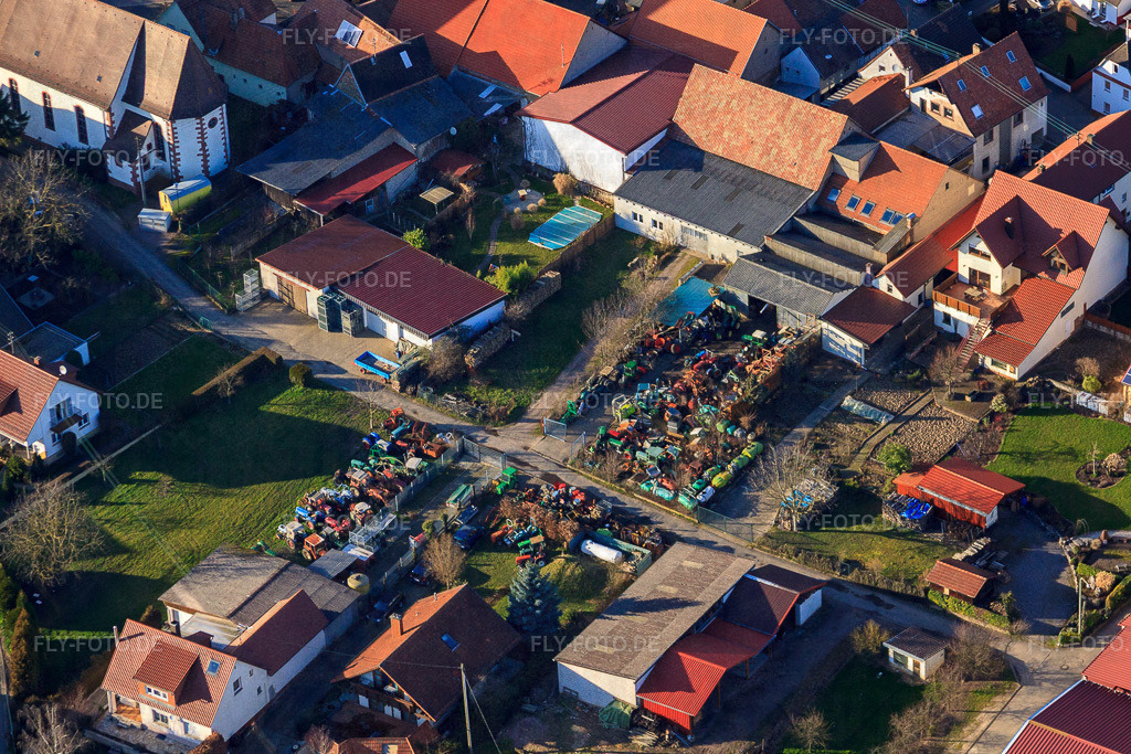 Gartenweg | Luftbild: Gartenweg im Ortsteil Schweigen in Schweigen-Rechtenbach im Bundesland Rheinland-Pfalz in Deutschland. Foto: IMG_62336.jpg vom 24.02.2014 durch Werner Riehm/FLY-FOTO.de - Realisiert mit Pictrs.com