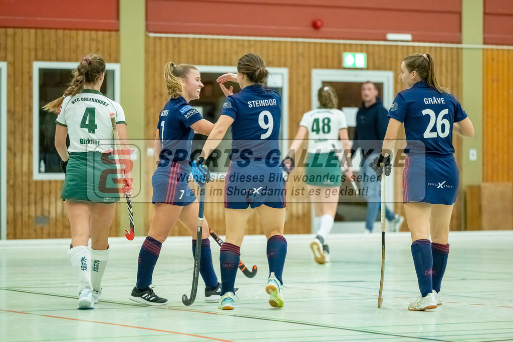 HK_20240106_107797 | 1. Bundesliga Damen Uhlenhorst Mülheim - Düsseldorfer HC  am 6.1.2024 Sporthalle Lehnerstraße, Mülheim a.d. Ruhr ,