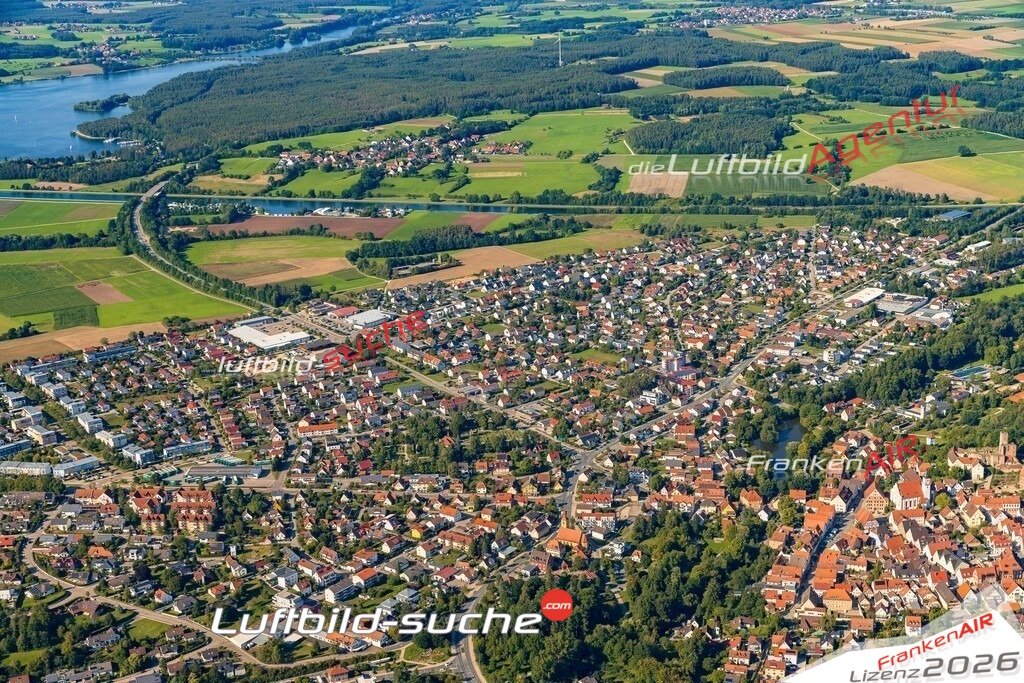 Luftaufnahme von Hilpoltstein Vs Google Maps- Die Luftaufnahme wurde 2025 vom UL-Flugzeug heraus erstellt ( keine Drohne ) - Hochauflösende Luftaufnahme - für professionelle Ausdrucke geeignet. Die Geschenkidee !Mit Lizenz und Bildrechte bestellbar