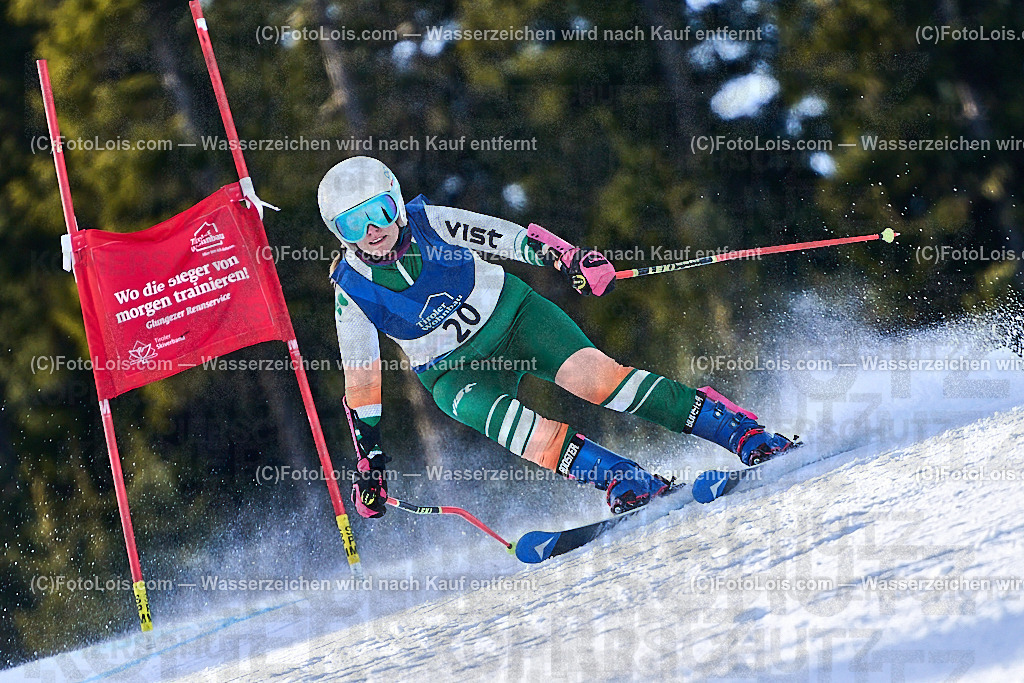 _ALP1174_FIS-Masters-GS-I_Glungezer_Dent-Neville Carolyn | FIS-MASTERS-WorldCup am Glungezer, GiantSlalom-I, Sa 17. Jänner 2026.