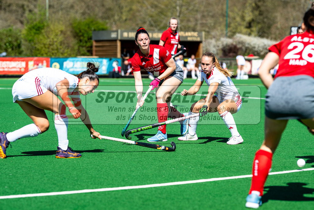 AKa BHC Damen Alster 1-5 12.04.25 SG-1817 | Hockey,Sport,Fieldhockey,1.Bundesliga,2.Bundesliga,Sportfotografie,Shop,Sportphotography,Feldhockey,Hockeyliga