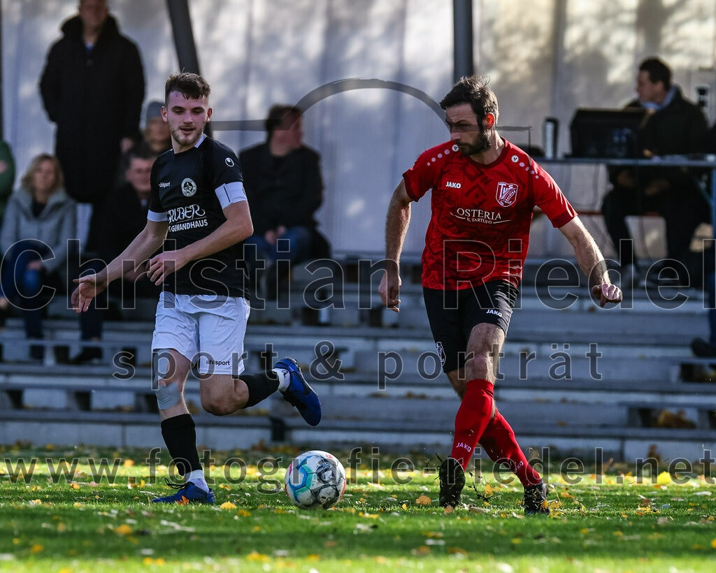 2023-11-05_051_FC_Herzogstadt_gegen_TuS_Oberding | Erding, Deutschland, 05.11.2023:
Fußball, Kreisklasse 2023 / 2024, 14. Spieltag, FC Herzogstadt gegen TuS Oberding, Endergebnis: 4:5

Daniel Karamatic (FC Herzogstadt, #10), Markus Weber (TuS Oberding, #12)

Foto: Christian Riedel / fotografie-riedel.net