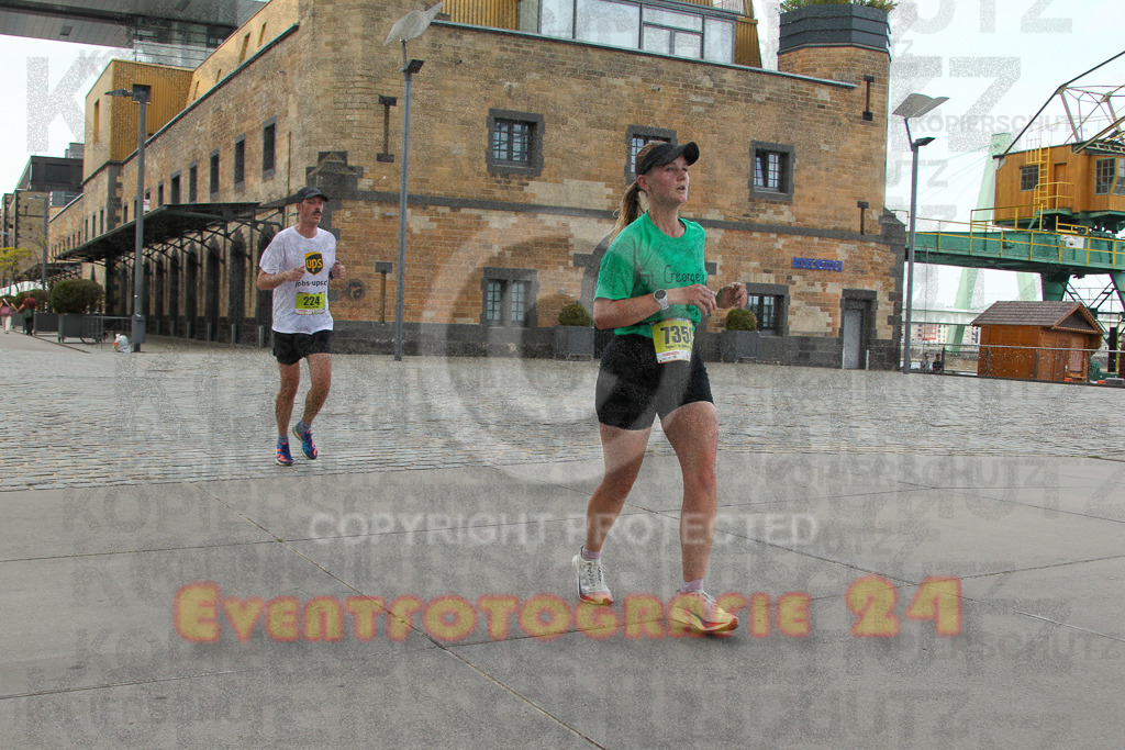 250920_1517_EV4_8372 | Sportfotografie im Rhein-Sieg Kreis, Köln, Bonn, NRW, Rheinland Pfalz, Hessen, etc. Unser Tätigkeitsfeld umfasst den Laufsport vom Volkslauf über den Marathon, Duathlon, Triathon bis zum Ultralauf wie Kölnpfad Ultra oder Schindertrail.