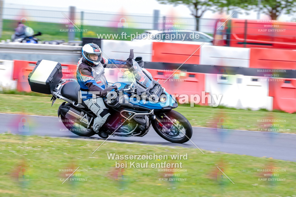 MotoTeamVBK-20561 | Hier findet Ihr Bilder von Touristenfahrten auf der Nürburgring Nordschleife oder von anderen Veranstaltungen die ich besucht habe. Viel Spass beim Durch Schauen 