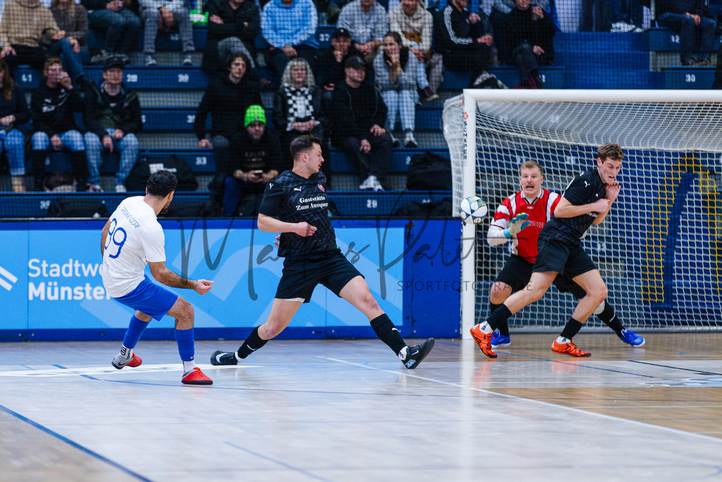 47. Stadtmeisterschaften im Hallenfußball 2025, Zwischenrunde, Zwischenrunde | Stadtmeisterschaften im Hallenfußball 2025, Zwischenrunde, Sporthalle Berg Fidel in Münster. Foto: sportfotografie.ms | Markus Paletta - Realisiert mit Pictrs.com
