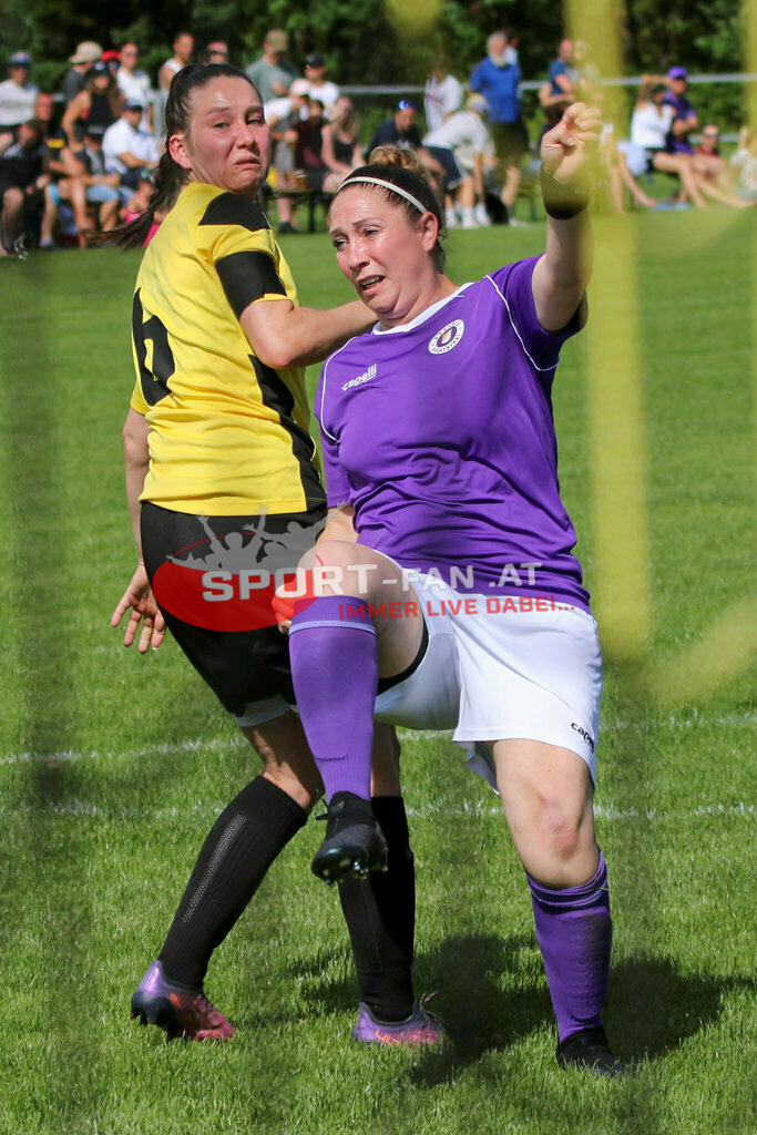 SV Oberglan Damen - Austria Klagenfurt |  ; SV Oberglan Damen - Austria Klagenfurt am 06.06.2022 in Oberglan
(Sportplatz), AUSTRIA, (Photo by Ernst Krawagner sport-fan.at) - Realisiert mit Pictrs.com