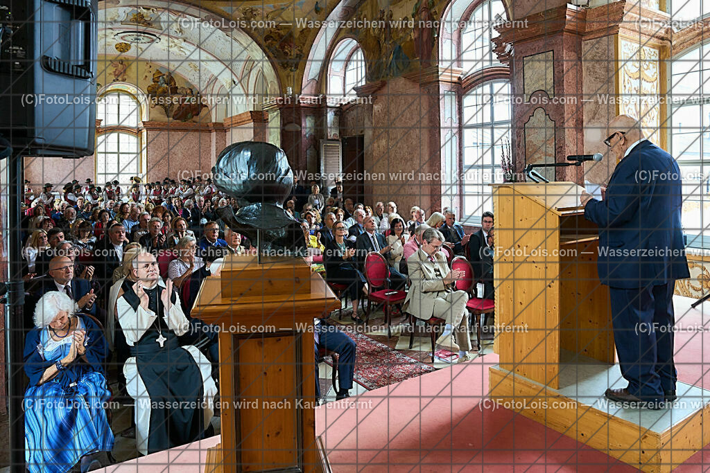 ALP0172_XXXIX_Chopin-Festival_Eroeffnung_Kanitzer Theodor | (C)FotoLois.com, Alois Spandl, XXXIX. internationales CHOPIN-Festival in der Kartause Gaming, Eröffnung des Festivals mit Einmarsch der Goldhaubengruppe Lackenhof mit der Musikkapelle Gaming sowie den Ehrengästen und Eröffnungsansprachen in der Barockbibliothek, Fr 4. August 2023.