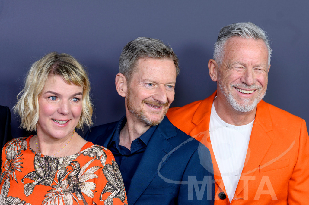 _DWI7444 | Mirja Boes, Michael Kessler und Otto Thomas Steiner bei der Premiere der 5. Staffel der Amazon Prime Video Comedy-Gameshow 'LOL: Last One Laughing' in der Astor Film Lounge. München, 21.03.2024 - Realisiert mit Pictrs.com