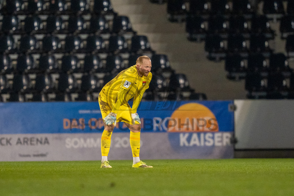 SG Sonnenhof Grossaspach vs. TSV Steinbach Haiger, Fussball, Regionalliga Suedwest, 25. Spieltag, 20.03.2026 | Maximilian Reule (SG Sonnenhof Großaspach, #01),SG Sonnenhof Grossaspach vs. TSV Steinbach Haiger, Fussball, Regionalliga Suedwest, 25. Spieltag, 20.03.2026Foto: photosbyphips/Philip Ziegler