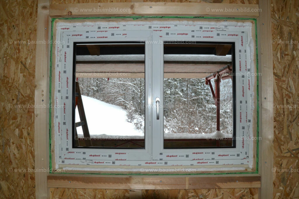 bib-lg14-fenster-0049 | Nach LV-Leistungsgruppen sortierte Detailfotos über den Bau eines Hauses. Alle Hausbau-Bilder direkt vom Urheber und Autor der Website Haus-Selber-Bauen.com