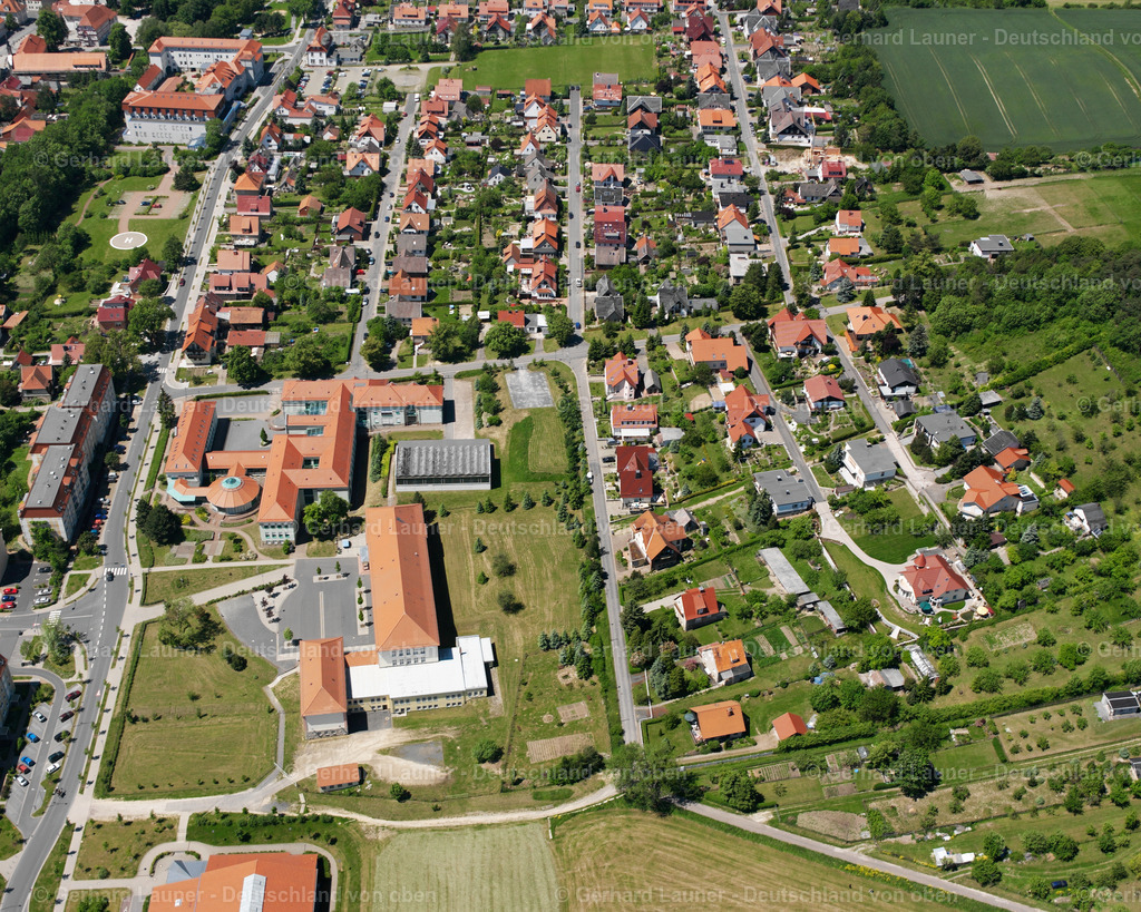 2634281 | WORBIS 09.06.2006 Wohngebiet einer Einfamilienhaus- Siedlung  in Worbis im Bundesland Thüringen, Deutschland // Single-family residential area of settlement  in Worbis in the state Thuringia, Germany Foto: Gerhard Launer