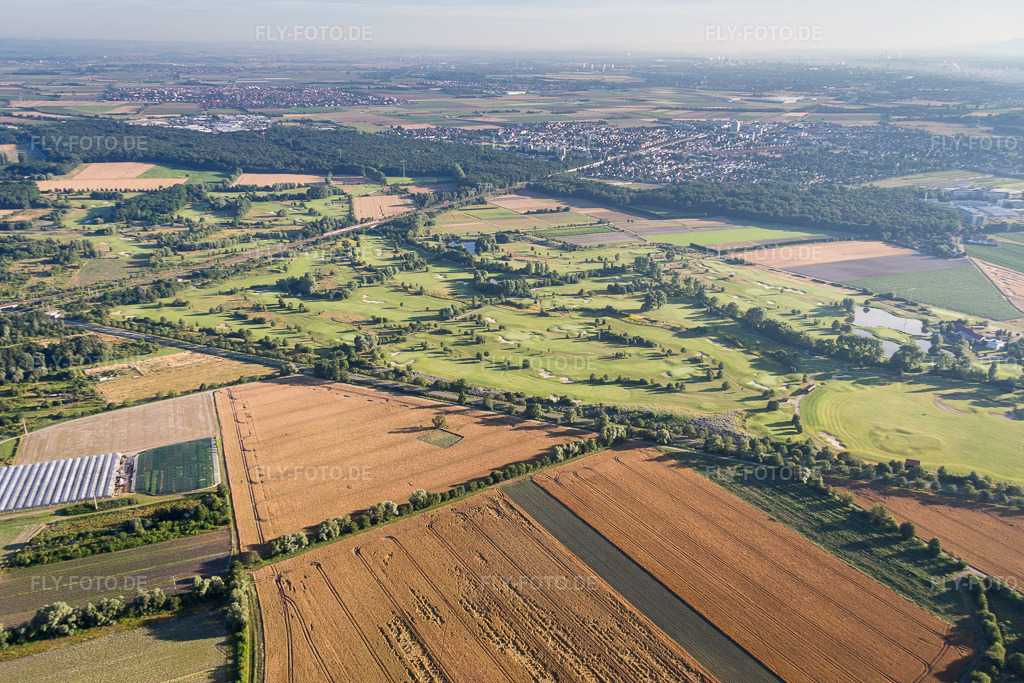 Luftbild: Gelände des Golfplatz Golfplatz Kurpfalz in Limburgerhof in Schifferstadt im Bundesland Rheinland-Pfalz in Deutschland. Foto: IMG_091679.jpg vom 10.07.2016 durch Werner Riehm/FLY-FOTO.de