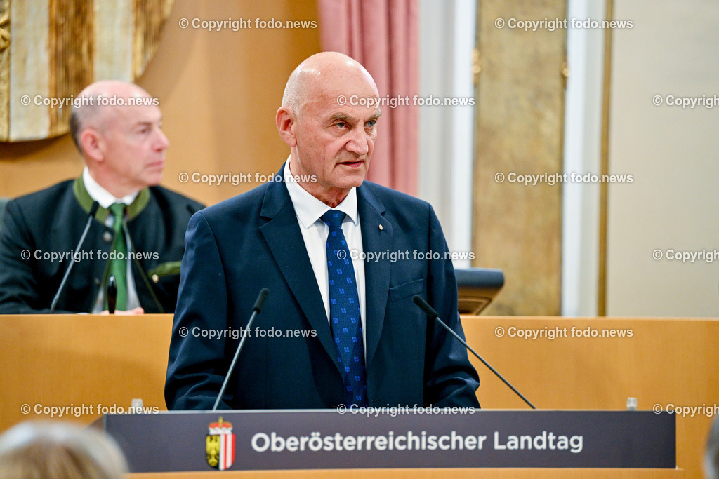 Landhaus Linz_ Promenade_ Landtagssitzung_ 24.10.2024-40 | 24.10.2024, Landhaus Linz AUT, Promenade, Landtagssitzung, im Bild LR Christian Doerfel (VP)