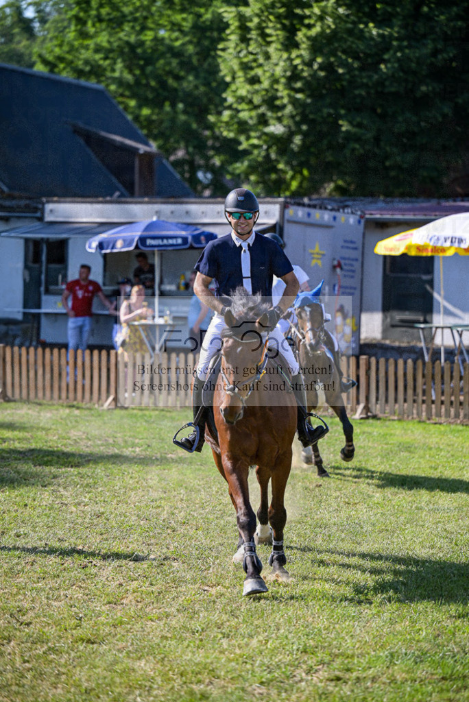 Reitturnier Voxtrup | Entdecke hochwertige Reitturnierfotos von Foto Oger. Professionell, emotional und authentisch – jetzt Lieblingsmomente im Shop bestellen.Deutschlandweite Turnierfotografie. - Realisiert mit Pictrs.com