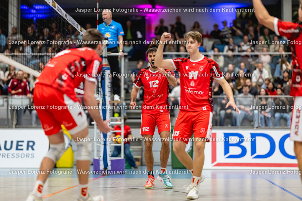Volleyball I Herren I Saison 2026-2027 I 2. Bundesliga Nord I 06. Spieltag I Kieler TV - VV Humann Essen | Jasper Lorenz Fotografie - Realisiert mit Pictrs.com