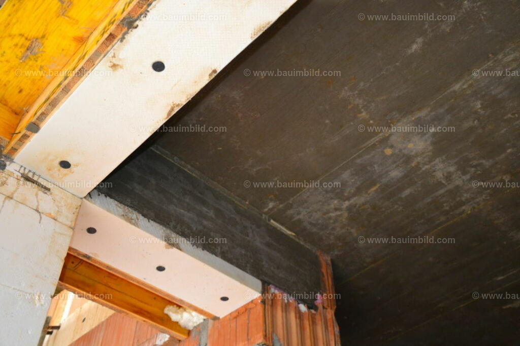 bib-lg04-sonstige-betonarbeiten-0751 | Nach LV-Leistungsgruppen sortierte Detailfotos über den Bau eines Hauses. Alle Hausbau-Bilder direkt vom Urheber und Autor der Website Haus-Selber-Bauen.com