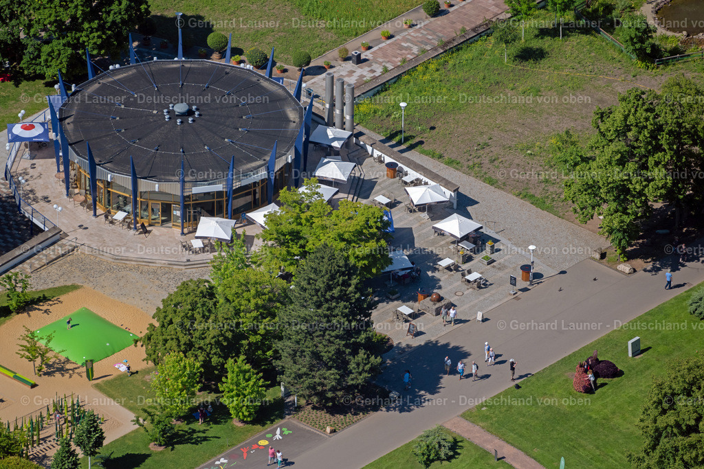 4045865 | ERFURT 14.06.2021 Parkanlage " Egapark " im Ortsteil Hochheim in Erfurt im Bundesland Thüringen, Deutschland. Weiterführende Informationen bei: Bundesgartenschau Erfurt 2021 gemeinnützige GmbH. // Park of " Egapark " in the district Hochheim in Erfurt in the state Thuringia, Germany. Further information at: Bundesgartenschau Erfurt 2021 gemeinnuetzige GmbH. Foto: Gerhard Launer
