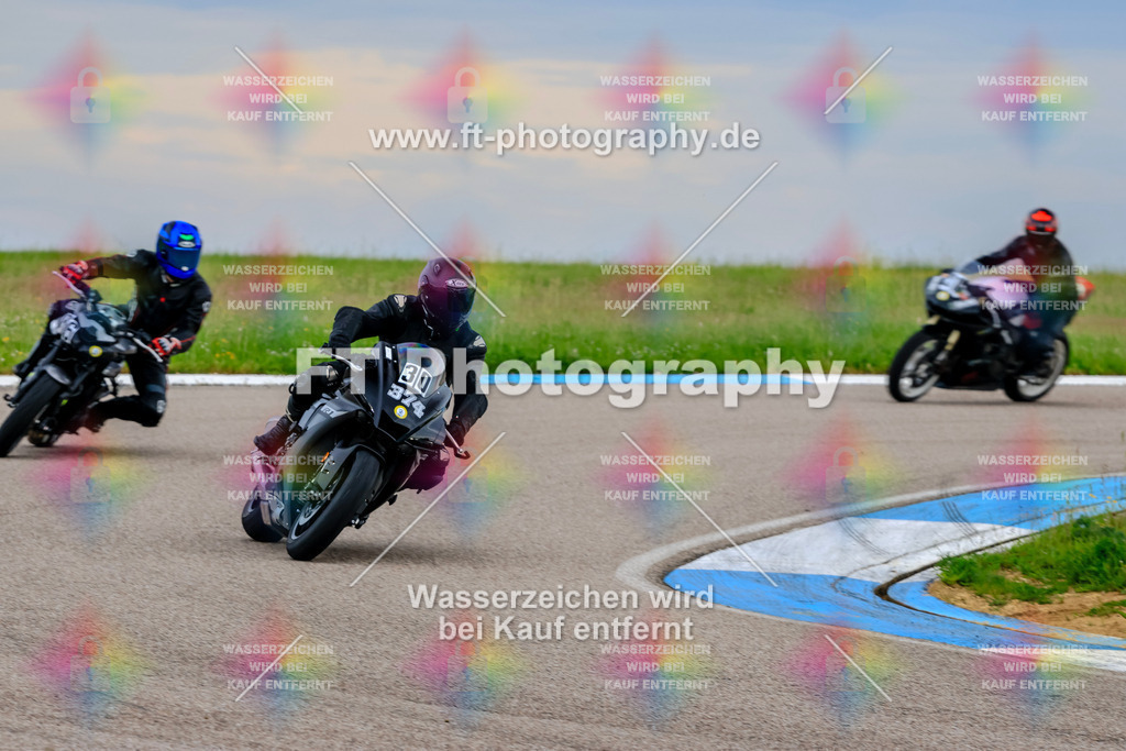 MotoTeam-1684 | Hier findet Ihr Bilder von Touristenfahrten auf der Nürburgring Nordschleife oder von anderen Veranstaltungen die ich besucht habe. Viel Spass beim Durch Schauen 