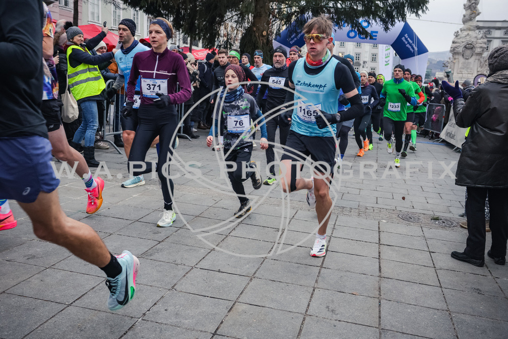SILVESTERLAUF LINZ 25 | Linz, AUSTRIA, 31. Dezember 25, TRIRUN SILVESTERLAUF LINZ 25 , Image shows: 
Photo: WAPICS / BINDER Manuel